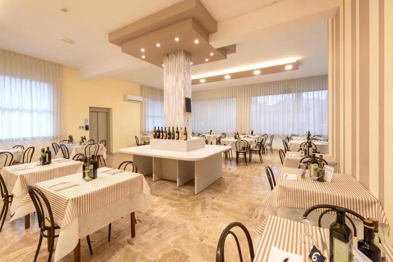 Hotel Giordo Ρίμινι Εξωτερικό φωτογραφία