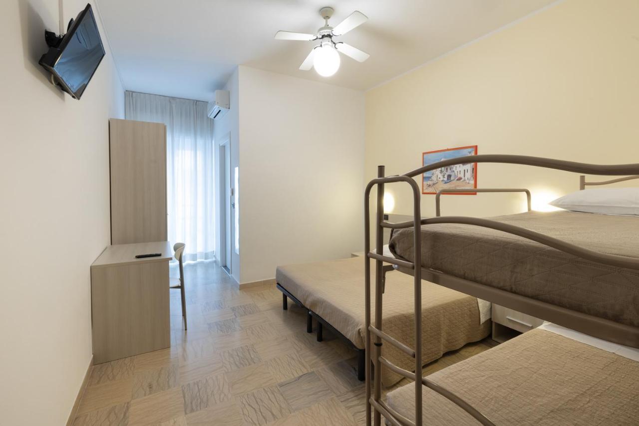 Hotel Giordo Ρίμινι Εξωτερικό φωτογραφία
